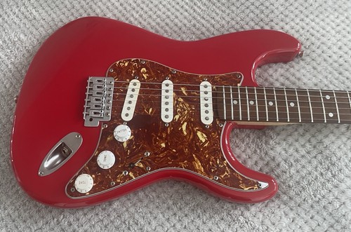 Fender squier stratocaster - squier,